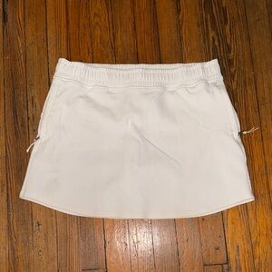 Old Navy White Active Skirt